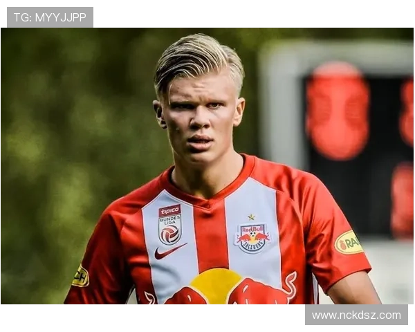 当今最帅年轻足球明星谁是球场上的耀眼新星 当今最帅年轻足球明星谁是球场上的耀眼新星