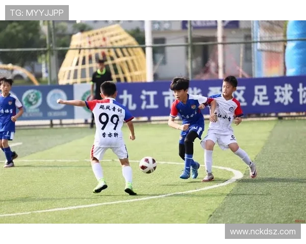 足球与银幕传奇:盘点跨界球星与演员的精彩人生 足球与银幕传奇:盘点跨界球星与演员的精彩人生