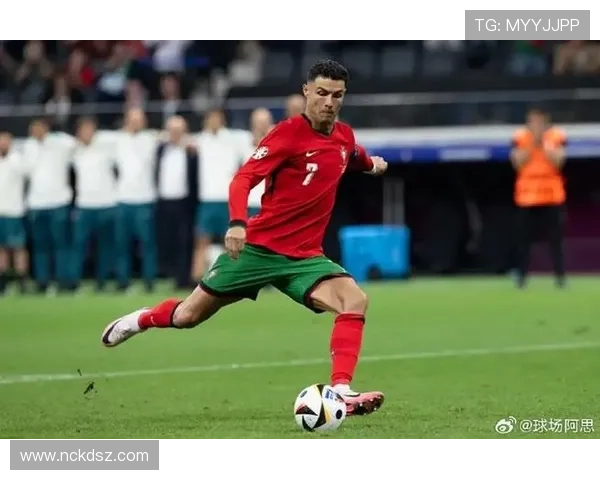 足球场上踢爆全场的传奇球星是谁 他如何成为世界足坛焦点 足球场上踢爆全场的传奇球星是谁 他如何成为世界足坛焦点